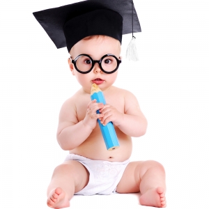 Giúp mẹ phân biệt viêm mũi họng do virus hay vi khuẩn?