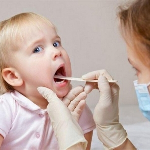 Thực đơn khi bé bị viêm họng 